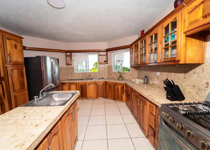 Villa Belle Air Seaview- Entire